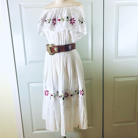 Mexican Off Shoulder Dress Floral Embroidered Lace Gauzy Cotton Size L - Picture 8 of 15